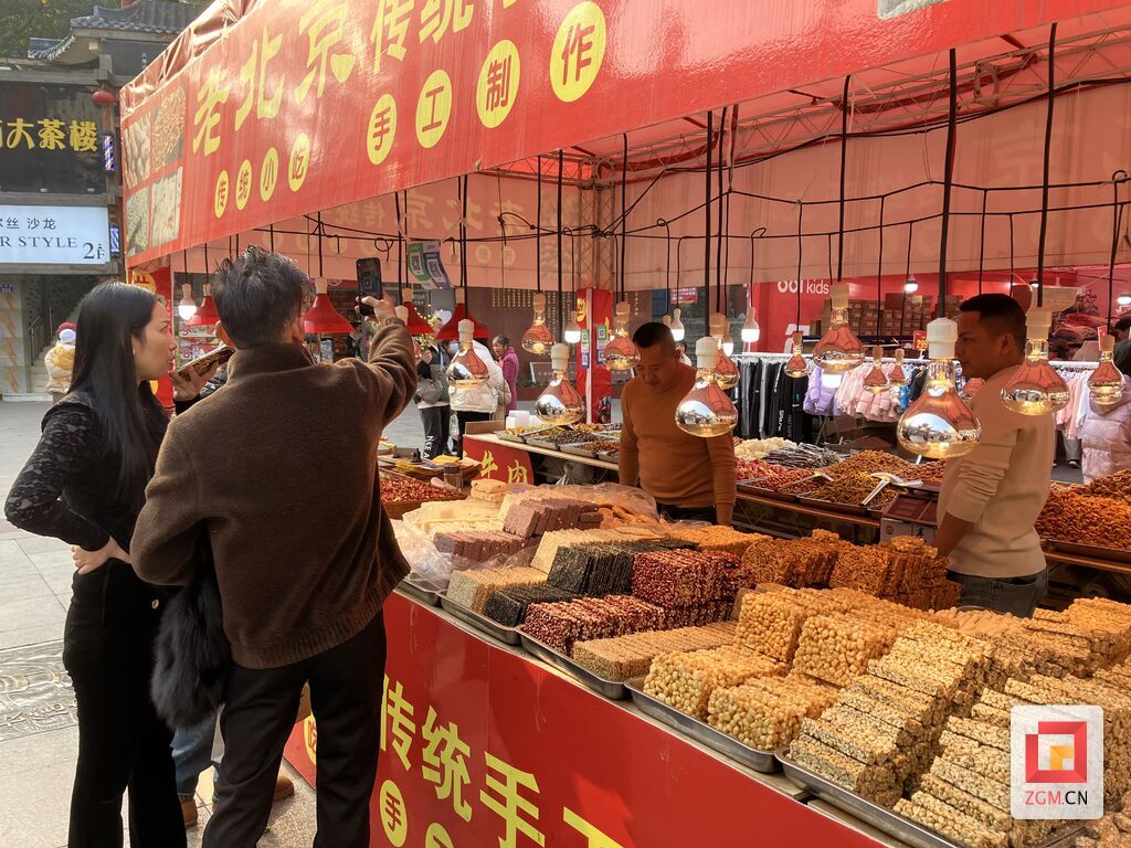消费盛宴来了！东方广场2025迎春购物月活动启动-7.jpg