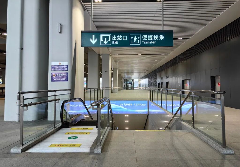 时间节约一半！自贡站、泸州站这样便捷换乘-3.jpg