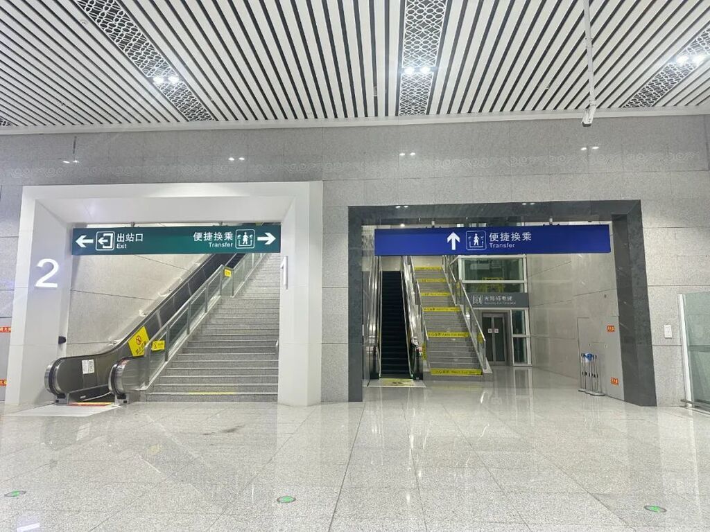 时间节约一半！自贡站、泸州站这样便捷换乘-13.jpg