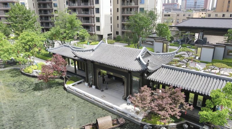 自贡房产资讯，王家大院——实景百亩大盘，配套齐全，教育无忧-1.jpg