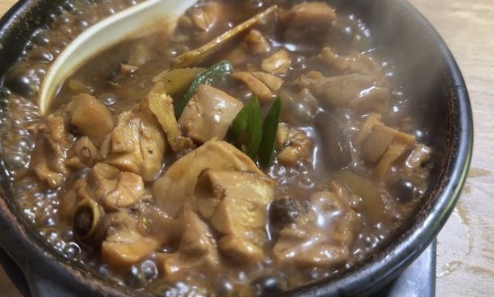 探访成都杨铭宇黄焖鸡部分门店：外卖减少 堂食暂未受影响-2.jpg