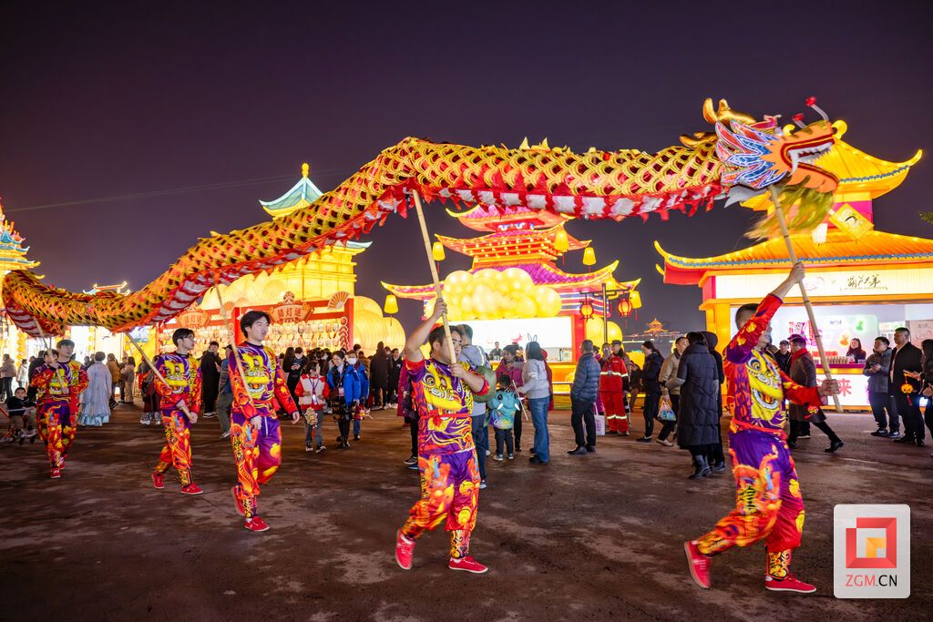 112天超208万次相遇：自贡灯会带给世人的温暖记忆-10.jpg