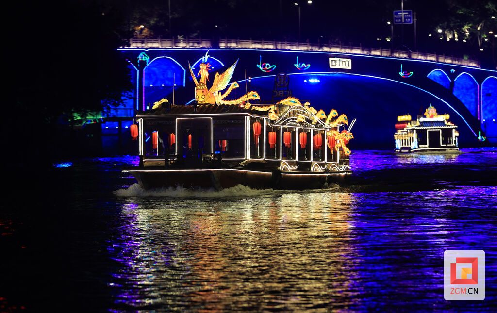 【“自在盐都”消费新场景】“夜游釜溪”：盐都历史两千载 一河读懂一座城-4.jpg
