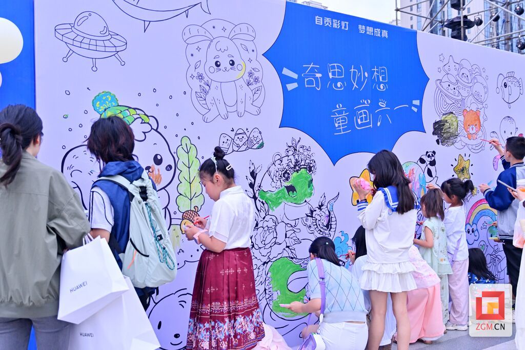 @全球少年儿童 第三届自贡彩灯全球少儿创意征集活动启幕！-7.jpg