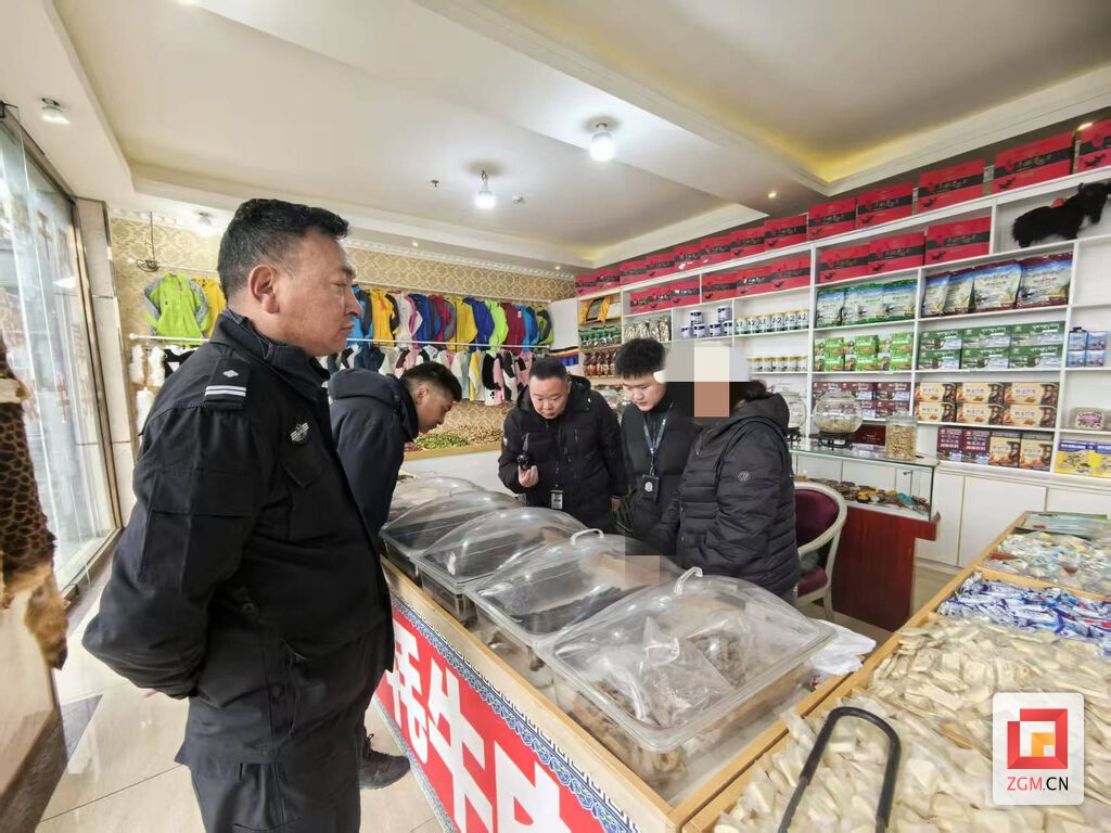 牛肉变猪肉！荣县公安连破两起“挂牛头卖猪鸭肉”案 涉案60余万元-1.jpg