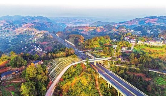 带上通行证 每车省下10万元-1.jpg