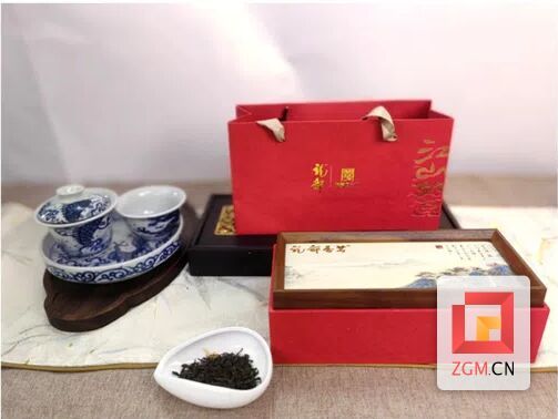 第二届“礼遇四川”伴手礼  荣县两件产品成功入选-1.jpg