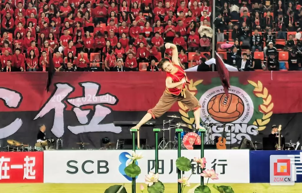 探索“体育文化跨年”新范式 川超燃情之夜将于12月31日启幕-2.webp