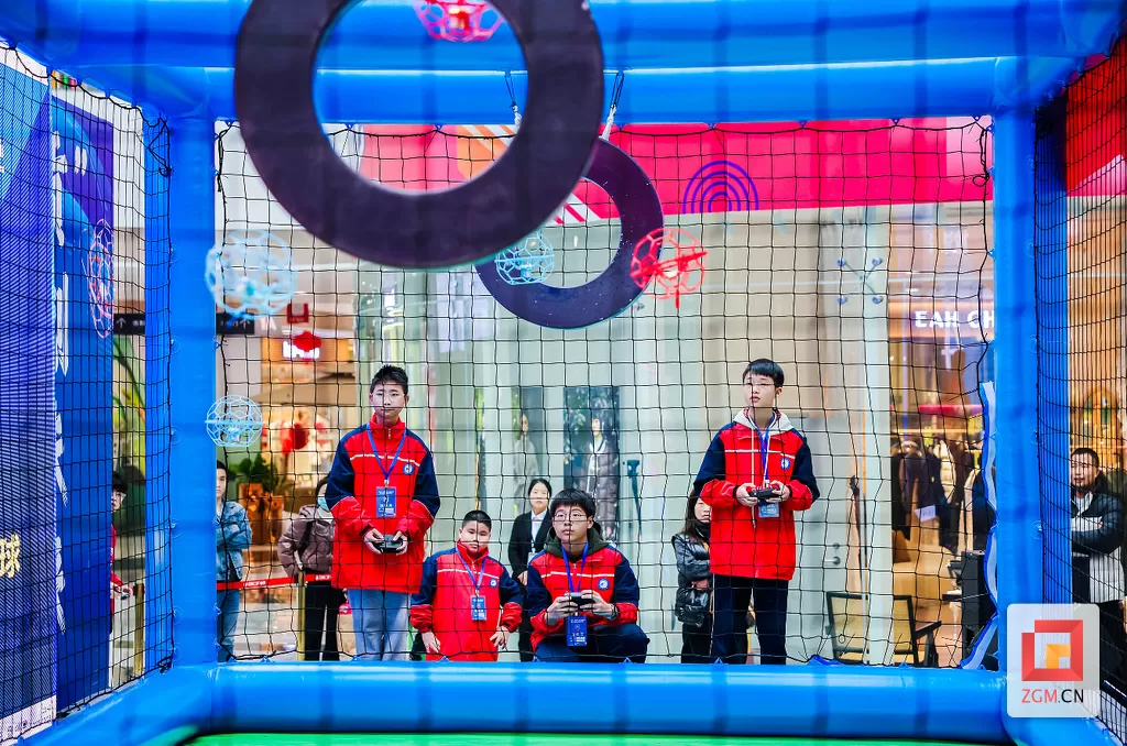 备战省赛队伍已产生 自贡市首届无人机足球赛结束-3.webp